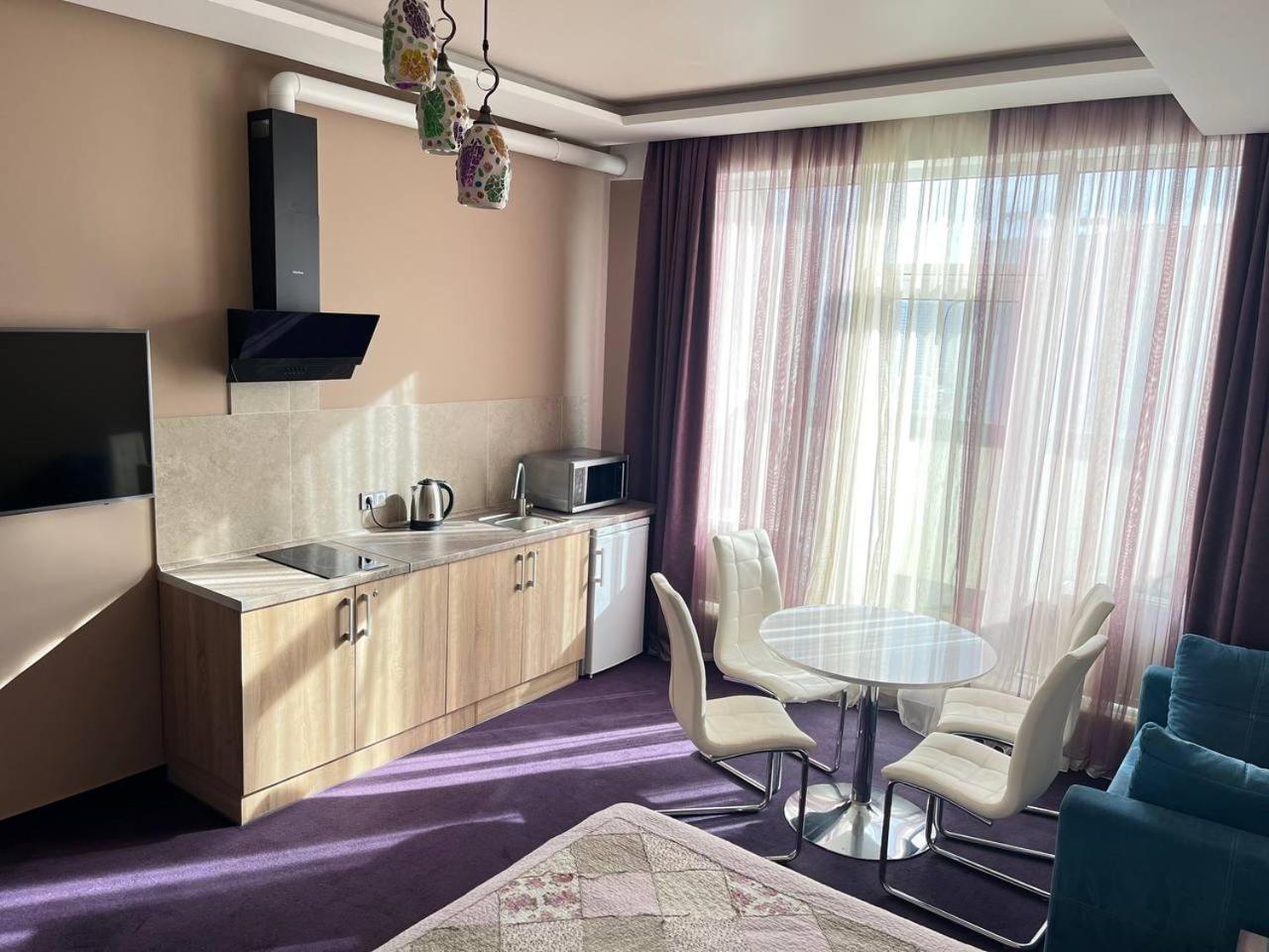 Horizon Hotel Odessa Buitenkant foto