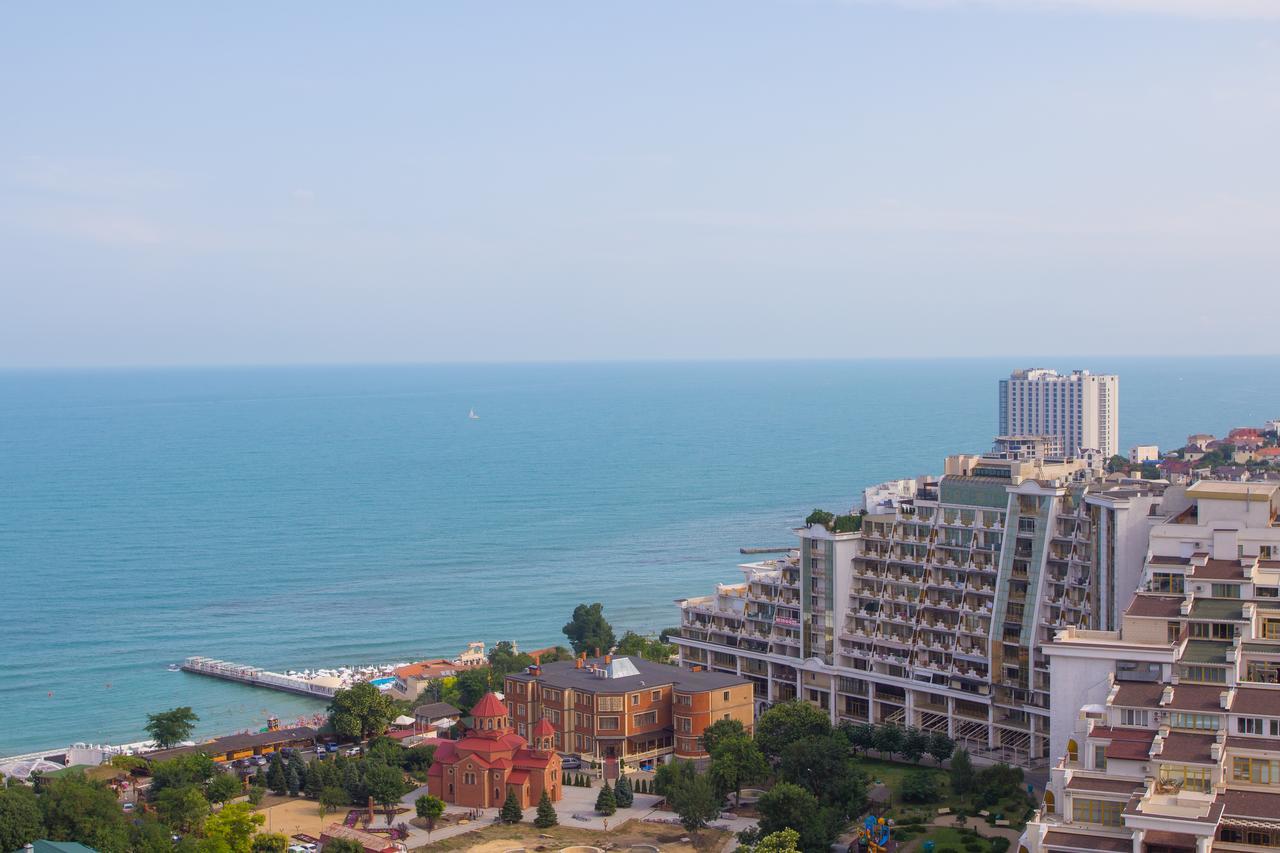 Horizon Hotel Odessa Buitenkant foto