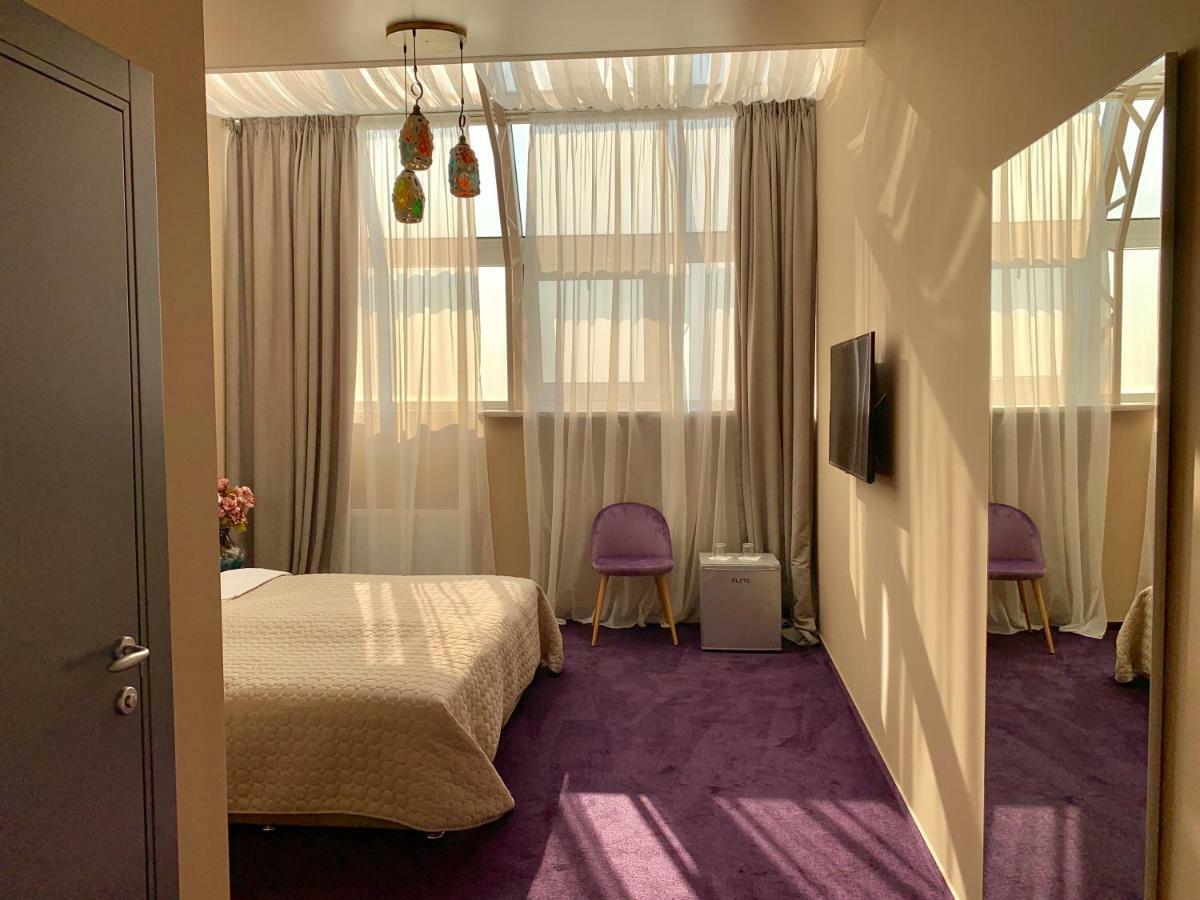 Horizon Hotel Odessa Buitenkant foto